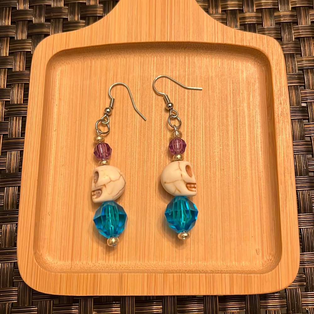 Beaded Skull 💀 Dangle Earrings Handmade